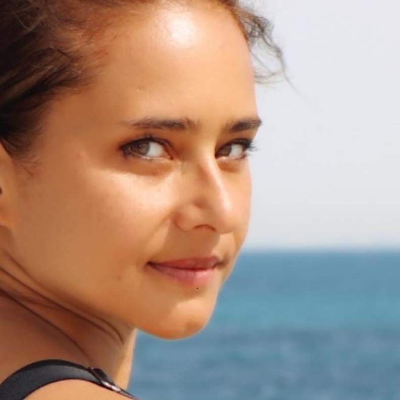 نيللي كريم تتر مسلسل بمية وش