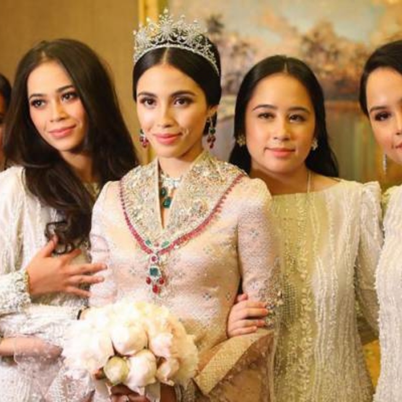 بعيدا عن كيت وميغان.. أميرات ماليزيات لهن بصماتهن في الأزياء والصحة العقلية