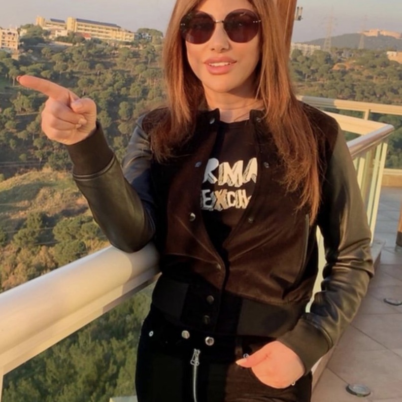 نجوى كرم تستمتع بأجواء الطبيعة خلال فترة الحجر الصحي