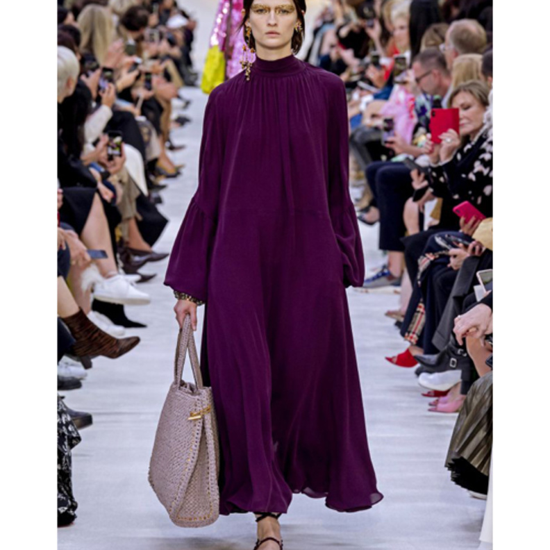 موديلات ملابس باللون البنفسجي لرمضان 2020 من Valentino