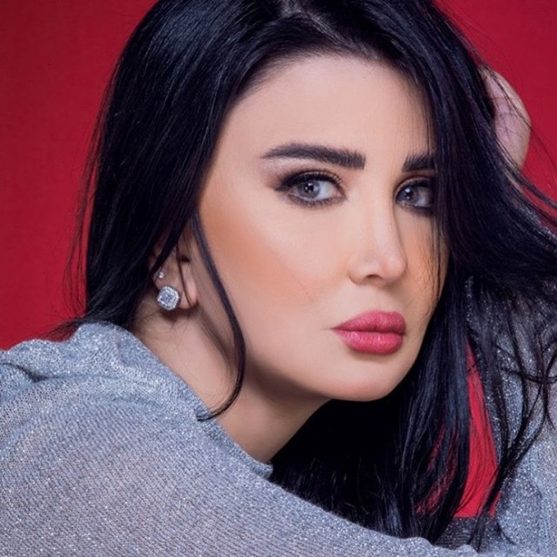 جيهان عبد العظيم 