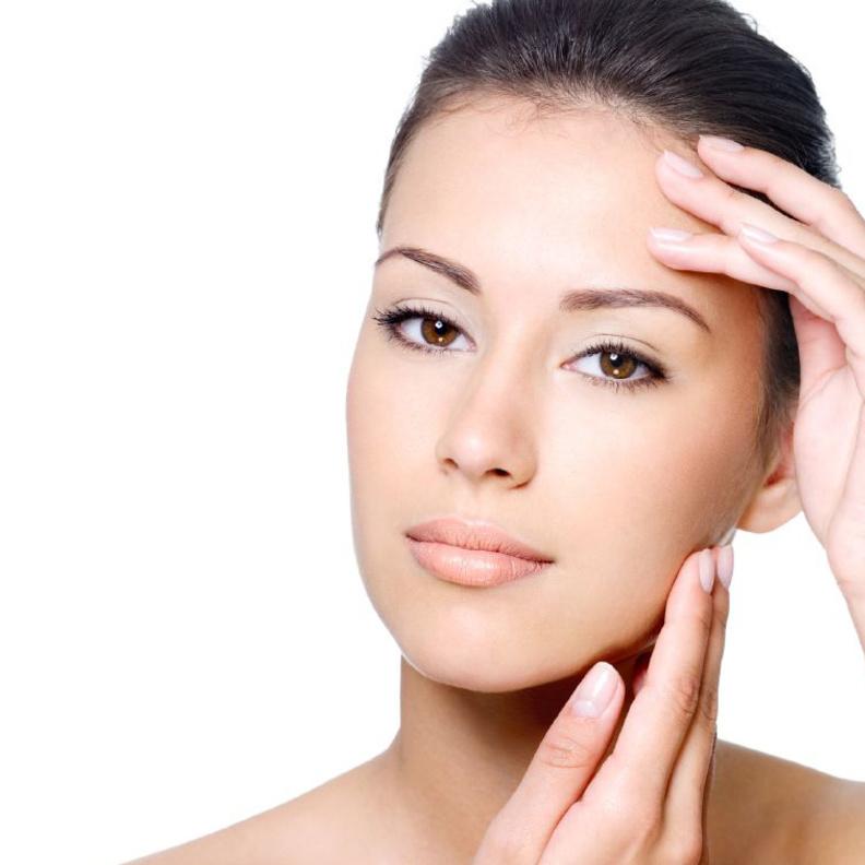 الحليب يساعد على تنظيف بشرتك اثناء الحجر المنزلي كونه منظف فعال