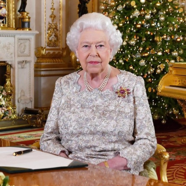 تعرفوا على أجمل غرف قصور الملكة إليزابيث الثانية