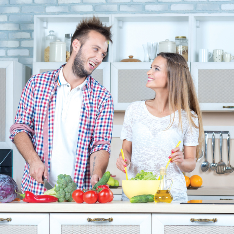  استفيدي أيتها العروس من الجبن خالية الدسم في تحضير أطباق السلطات المفيدة في الحجر المنزلي