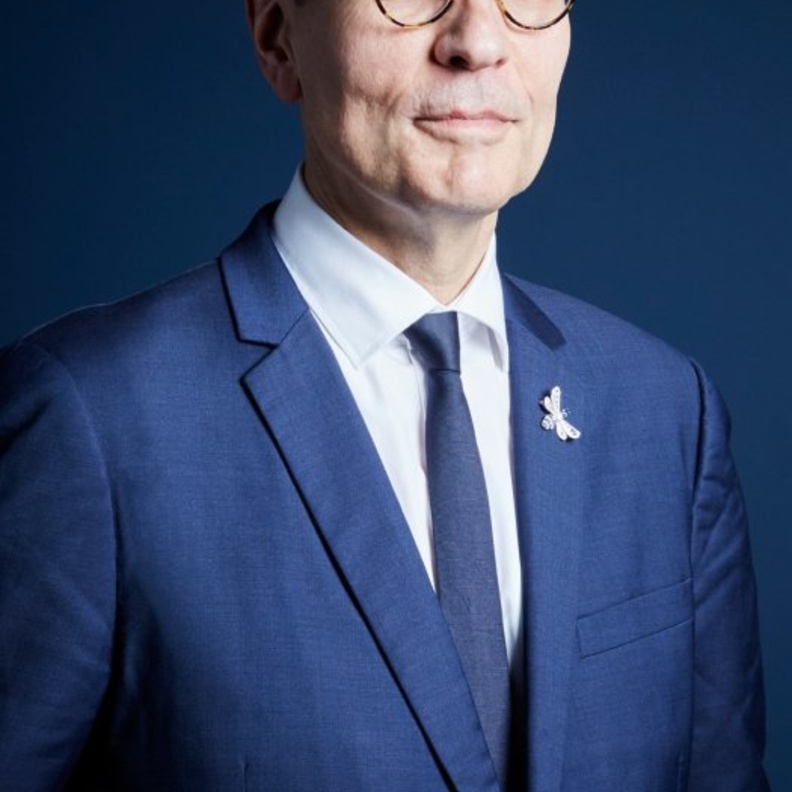 الرئيس التنفيذي "جان-مارك مانسفيلت" Jean-Marc Mansvelt