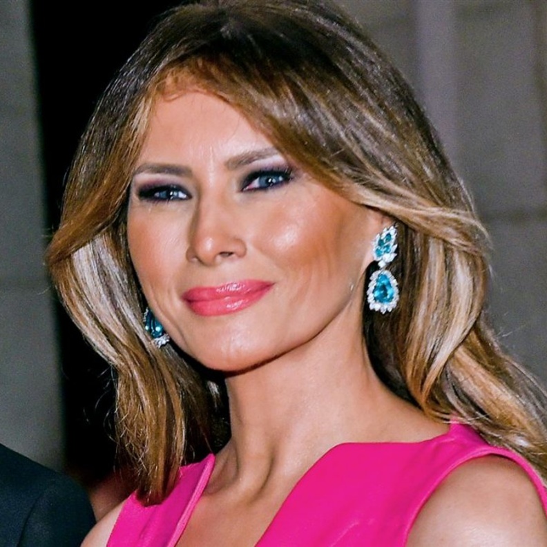  أناقة ميلانيا ترامب بأقراط الماس والأحجار الكريمة