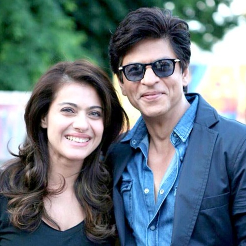  صورة نادرة لشاروخان وغوري خان في حفل خطبة كاجول