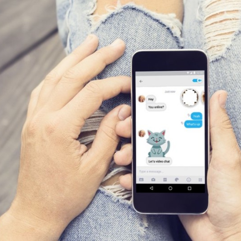 يجب ان يراعي العروسين كل الاجراءات الوقائية خلال التواصل.