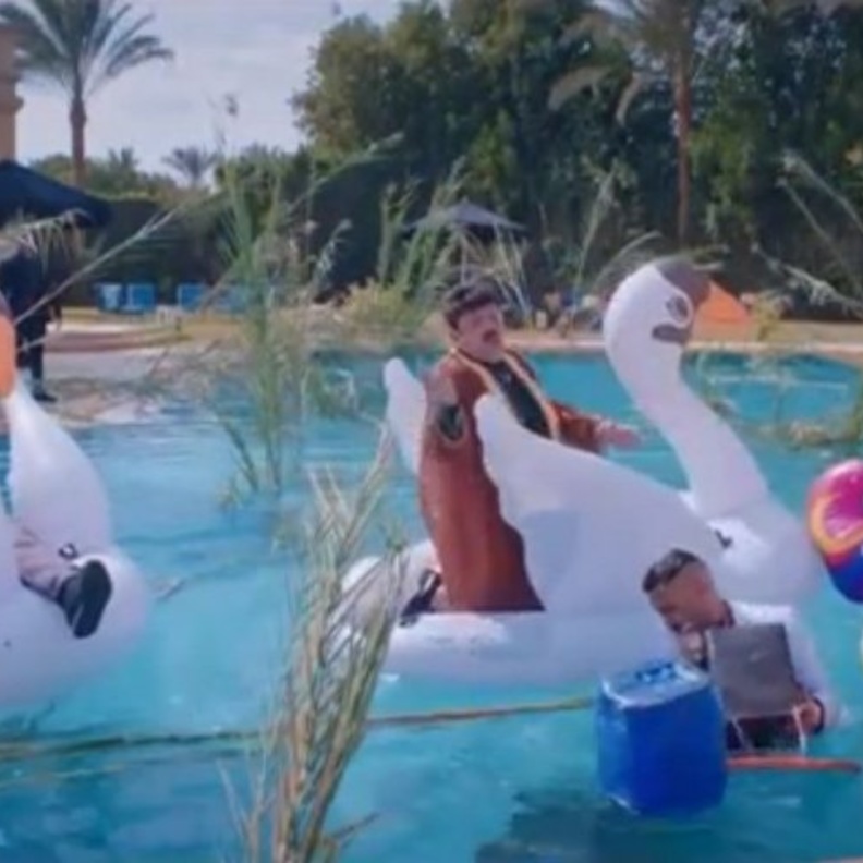 رجالة البيت