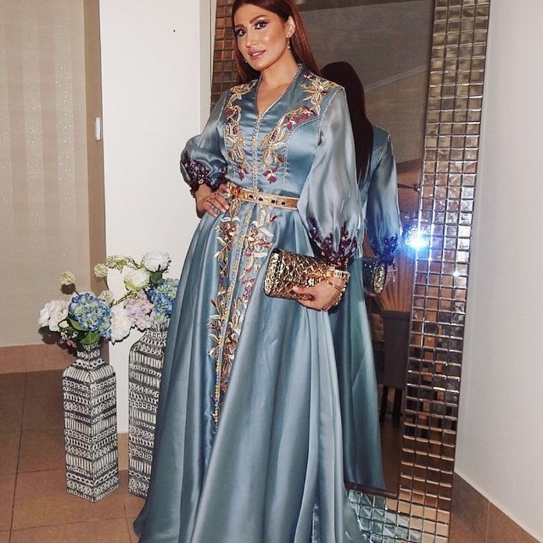 موضة القفطان الشرقي المزخرف من وحي ملابس هبى نور المحتشمة