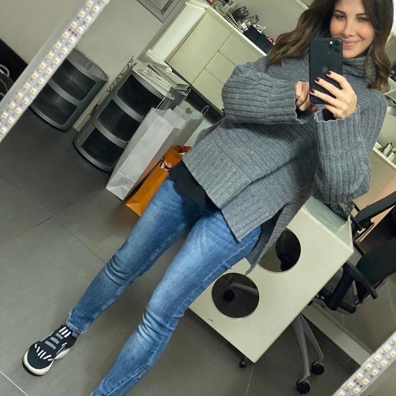 اطلالات مريحة اختاريها باسلوب نانسي عجرم في الحجر المنزلي