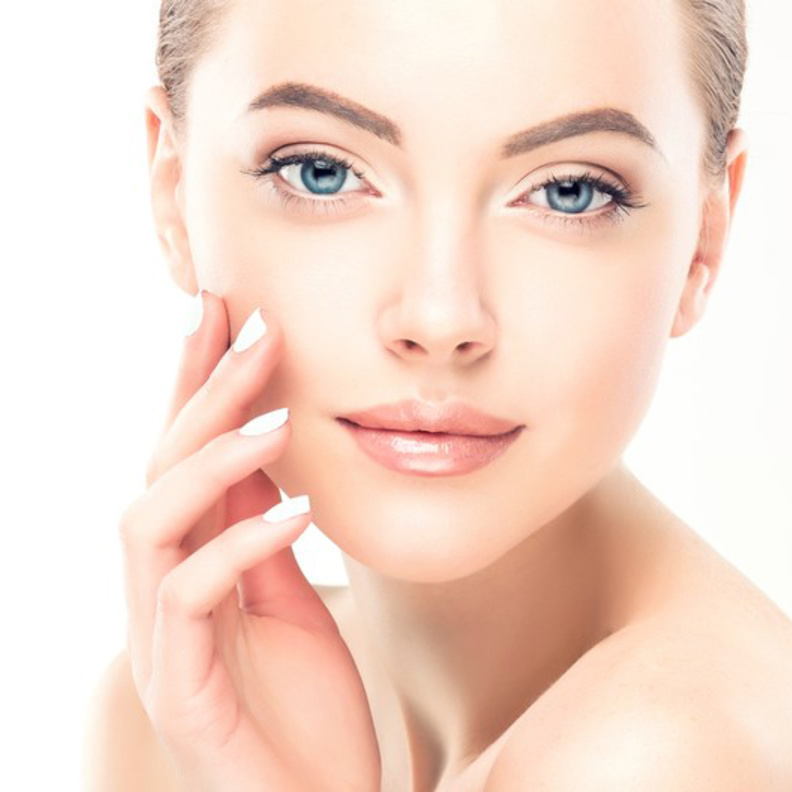  تجنبي هذه العادات للحفاظ على نضارة البشرة في الحجر المنزلي