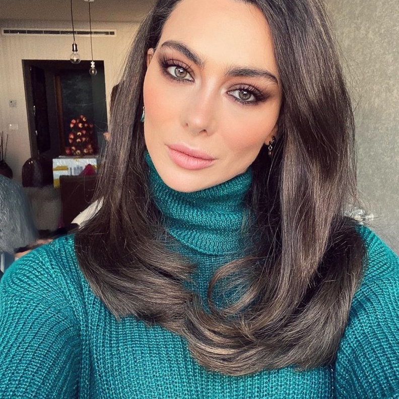 ستيفاني صلييا في مسلسل الساحر