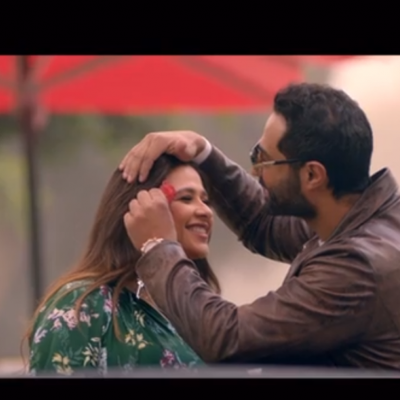 ونحب تاني ليه