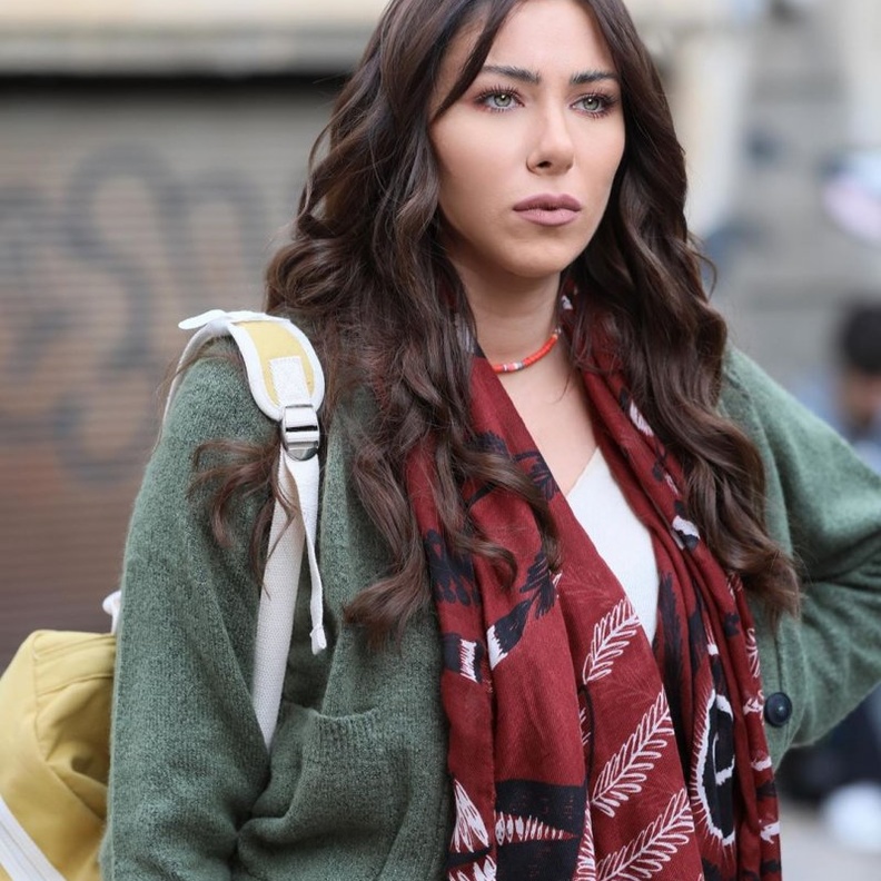 الكونتور الطبيعي على أطراف الوجه جزء أساسي من مكياج دانييلا رحمة