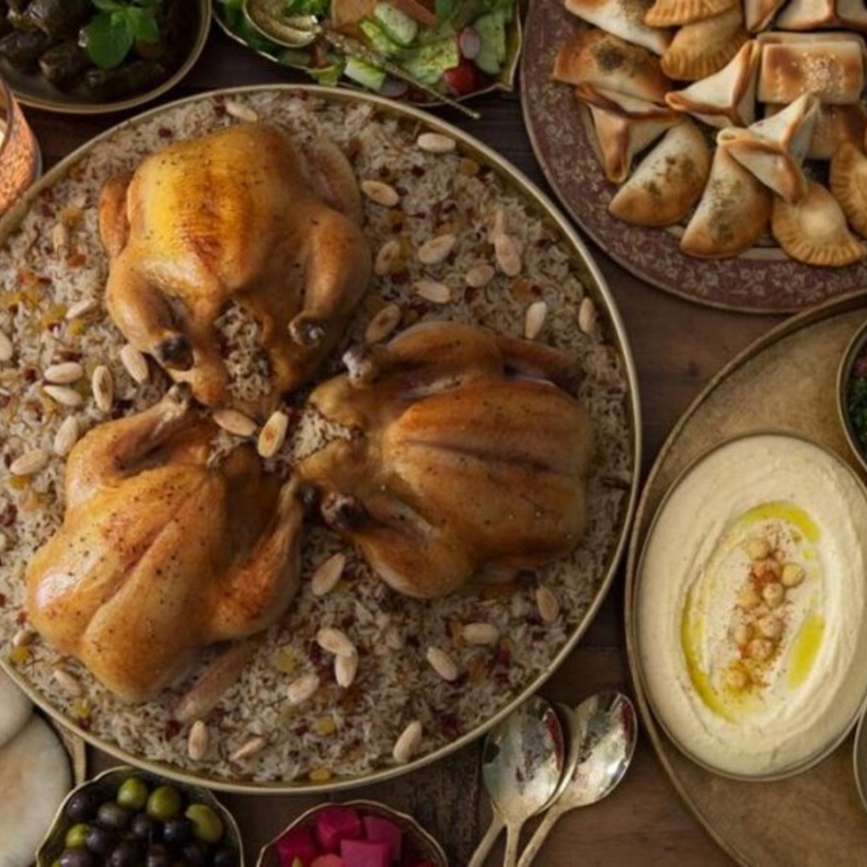  تأجيل الأطعمة الدسمة لتناول فطور صحي في رمضان