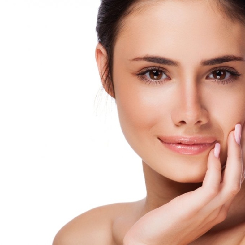 أفضل الماسكات الطبيعية تساعد على إزالة ندوب الوجه