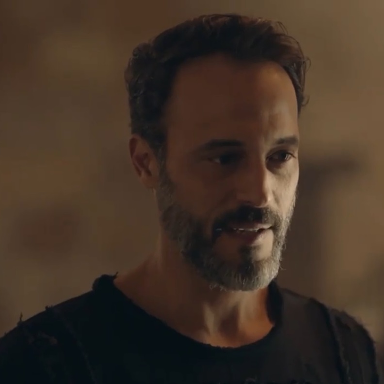 يوسف الشريف