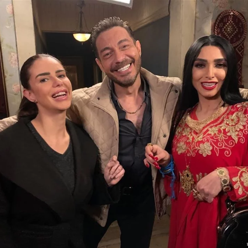 احمد زاهر وروجينا ودنيا عبد العزيز