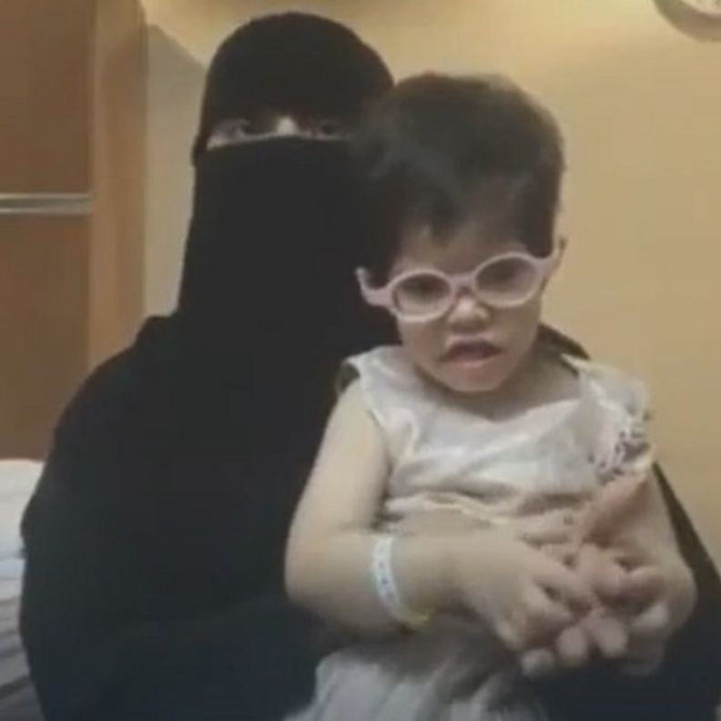 قصة المواطنة السعودية التي طلبت تصريح سفر بالسيارة ففوجئت بطيارة خاصة