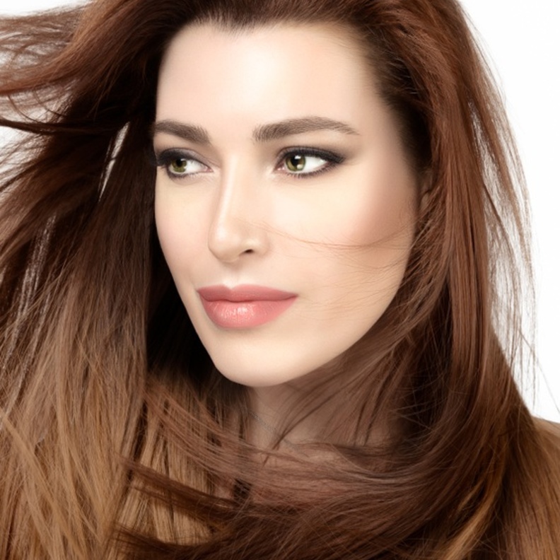 خطوات تقشير فروة الرأس لتعزيز نمو الشعر في رمضان