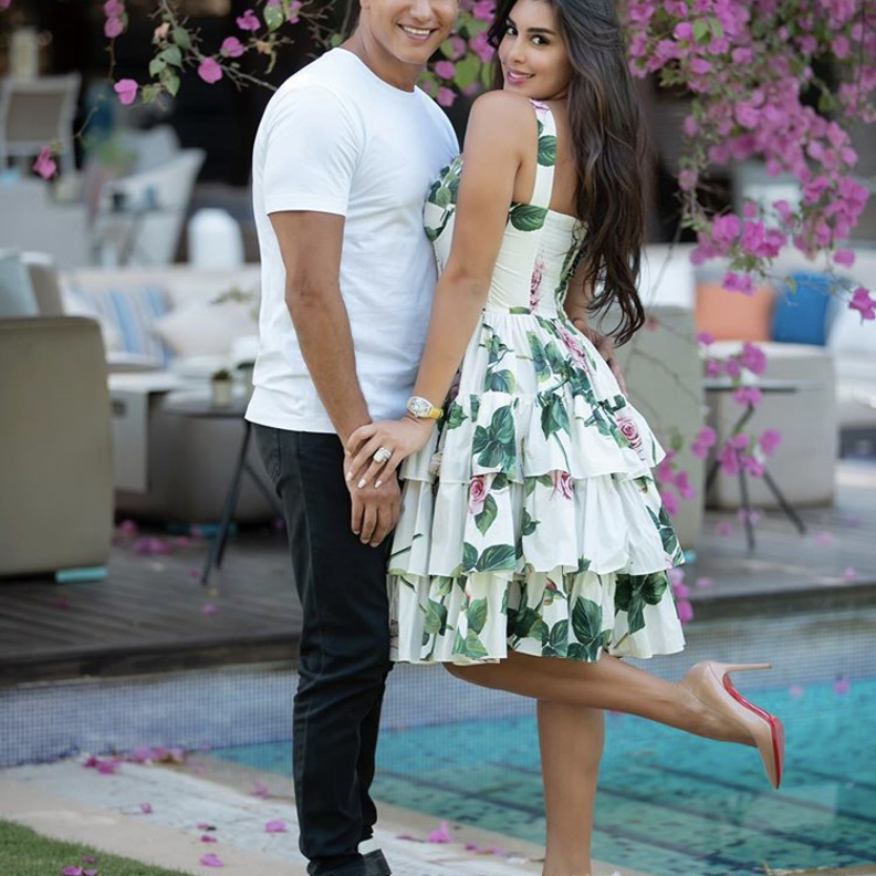 ياسمين صبري مع زوجها أحمد أبو هشيمة