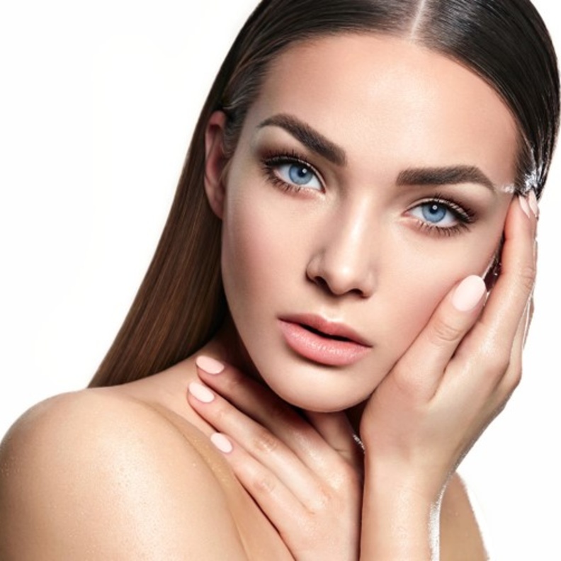 ماسك الخميرة والعسل واليمون لتفتيح البشرة الدهنية