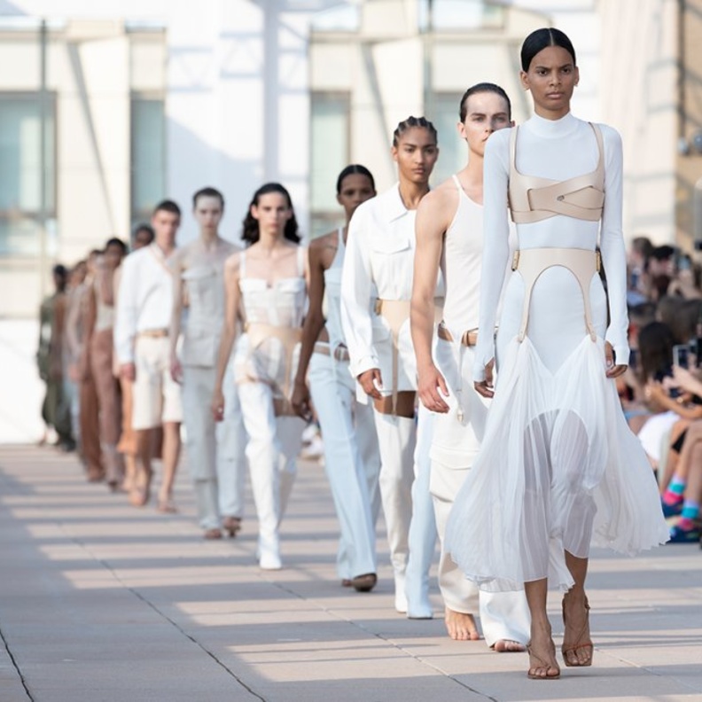 مهندسة ومستشارة إدارة العلامات وصاحبة بوتيك The Cartel