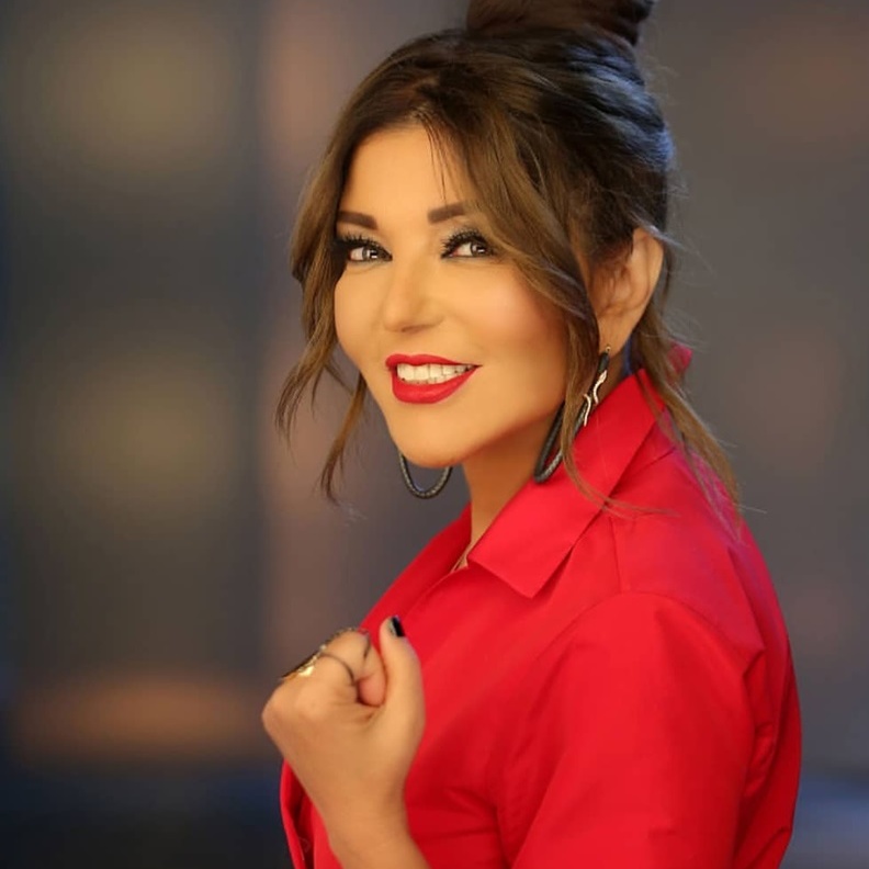  تسريحات شعر الكعكة مع الغرة مستوحاة من سميرة سعيد