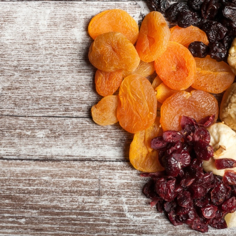 ما هي فوائد الفواكه المجففه في رمضان