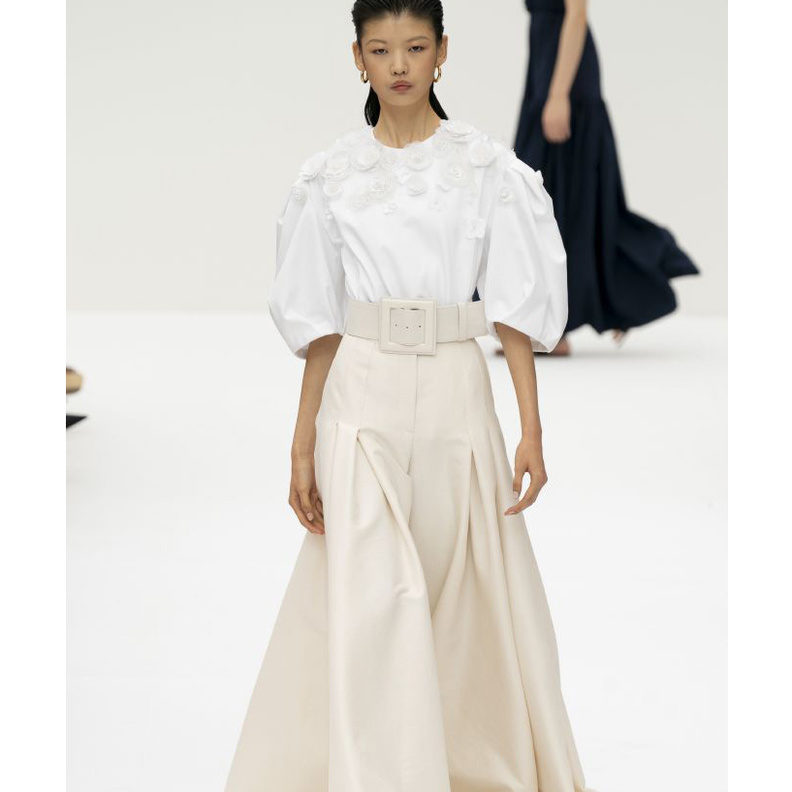 صور موديلات تنانير طويلة كلوش لاطلالة مختلفة في الفطر 2020