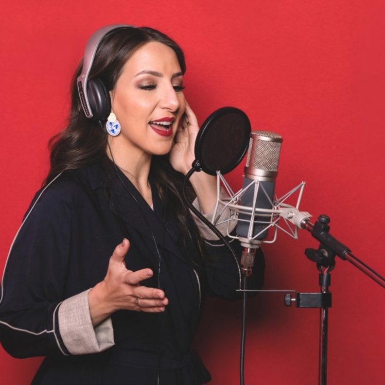 فنانة الأوبرا السعودية سوسن البهيتي