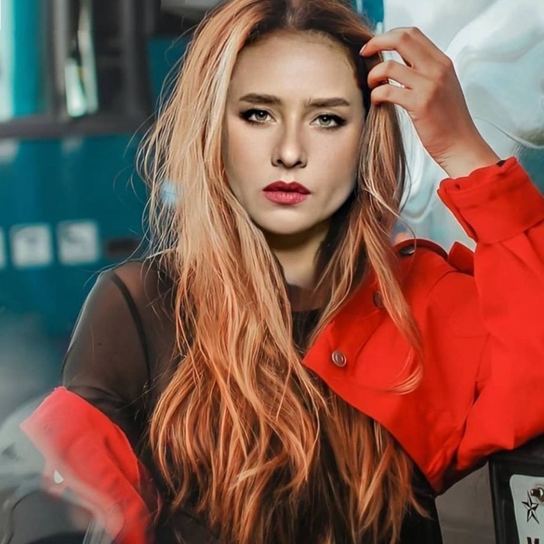  أحدث ألوان صبغات شعر صيف 2020 مستوحاة من نيللي كريم بطلة مسلسل بـ100وش