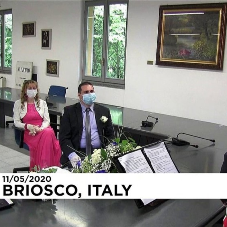  حفل زفاف في ايطاليا يتحدى كورونا