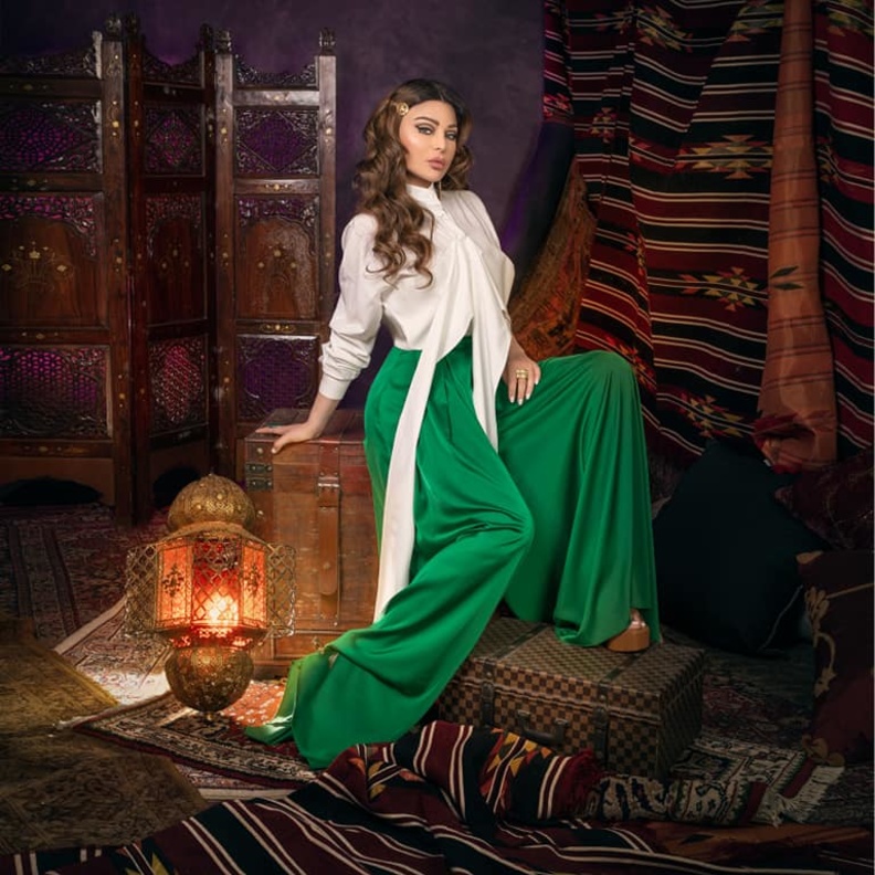 تألقت هيفا بإطلالة راقية من مجموعة harithand بتوقيع المصمم حارث هاشم