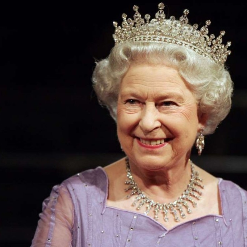 الملكة الاستثنائية.. إليزابيث الثانية حطمت 6 أرقام قياسية في موسوعة غينيس العالمية 