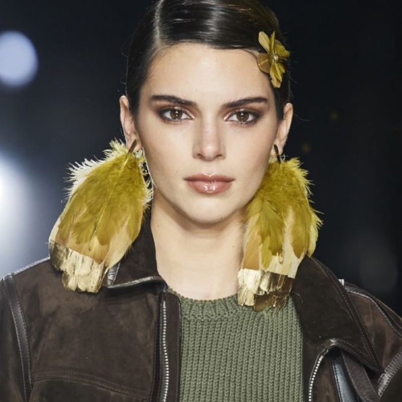 مكياج عيون ذهبي أجدد صيحات الجمال في عيد الفطر 2020