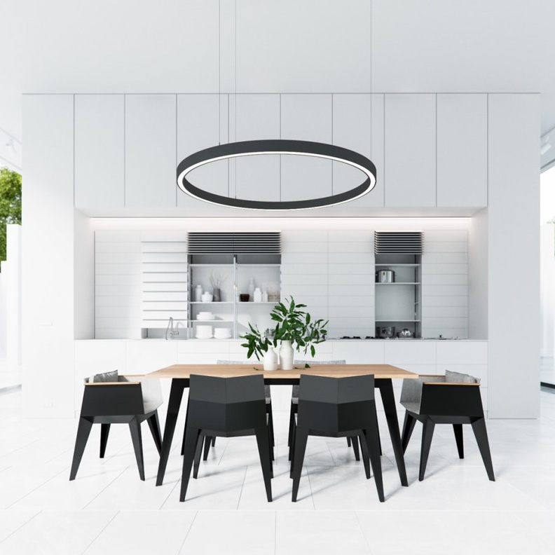 جهاز إنارة مميز باللون الأسود الجذاب يميز ديكورات غرفة الطعام