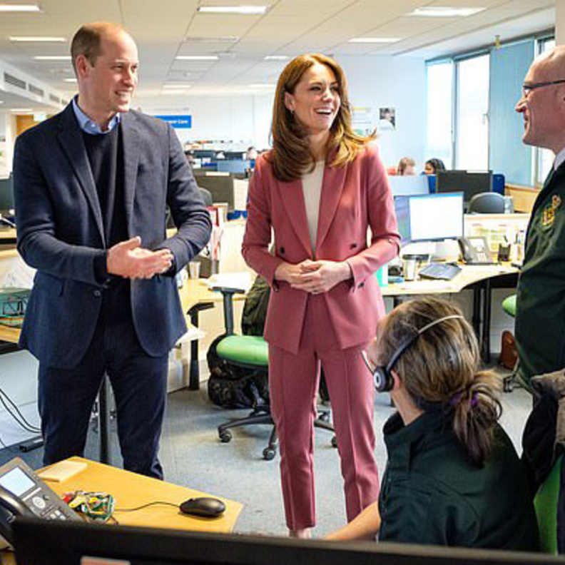 دوق كمبريدج يشيد بجهود خدمات الطوارئ