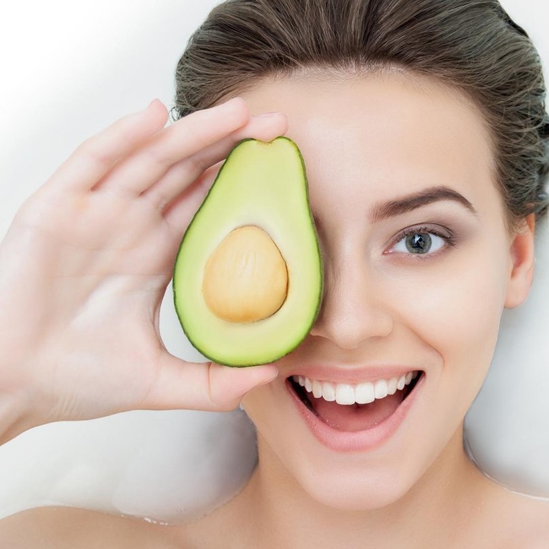 استخدمي الأفوكادو كحل لبشرتك المختلطة
