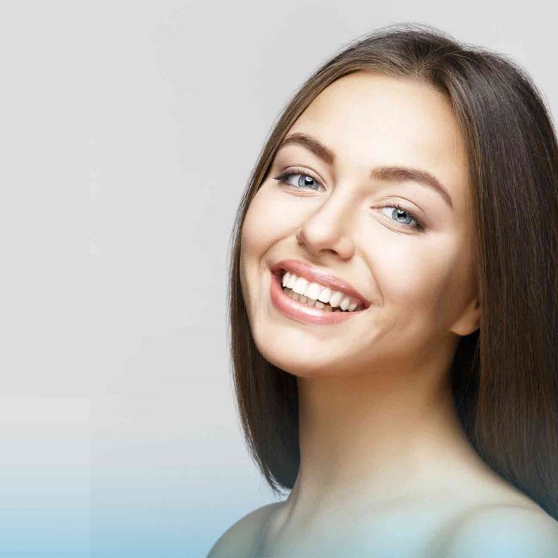  تخلصي من اللثة الزائدة بالليزر واحصلي على ابتسامة ساحرة