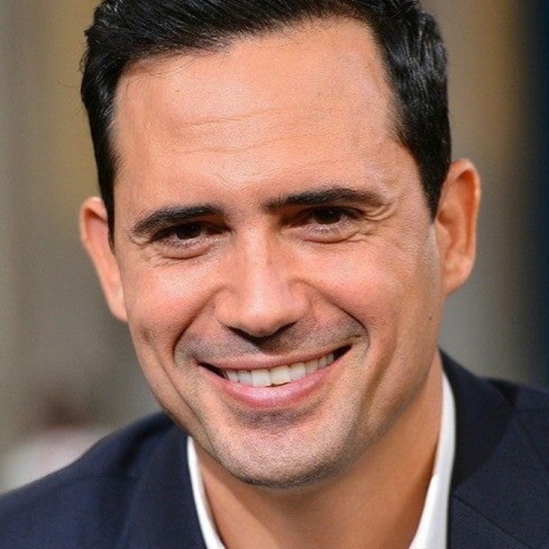 ظافر العابدين ينضم لـ لائحة لقب أجمل 100 وجه في العالم