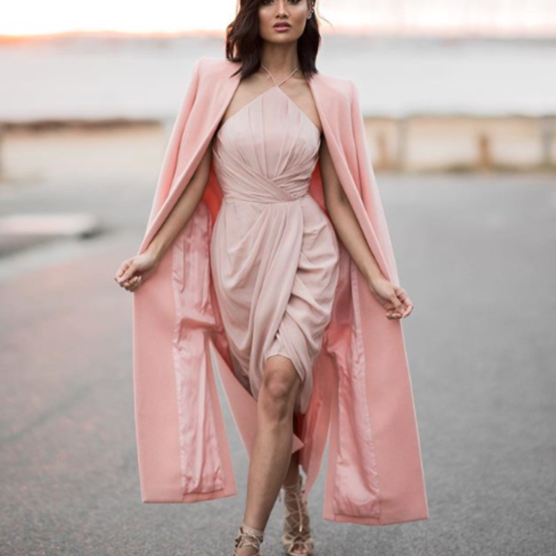 استوحي اطلالاتك الأنيقة والخاطفة للأنظار باللون الزهري الباستيلي