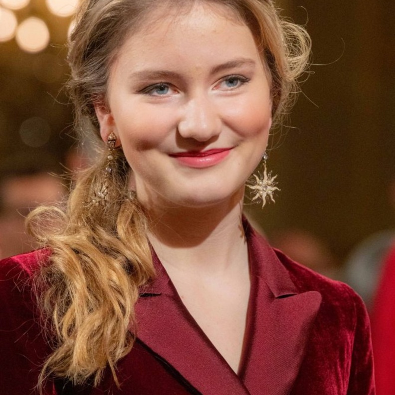 الأميرة إليزابيث تلتحق بأكاديمية عسكرية