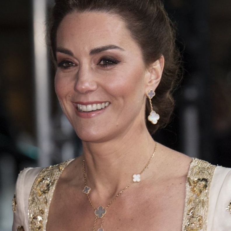 أبرز المجوهرات التي تألقت بها سيدات العائلات الملكية في 2020 وحتى الآن