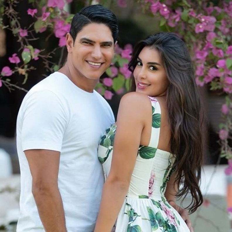 ياسمين صبري وزوجها احمد ابو هشيمة