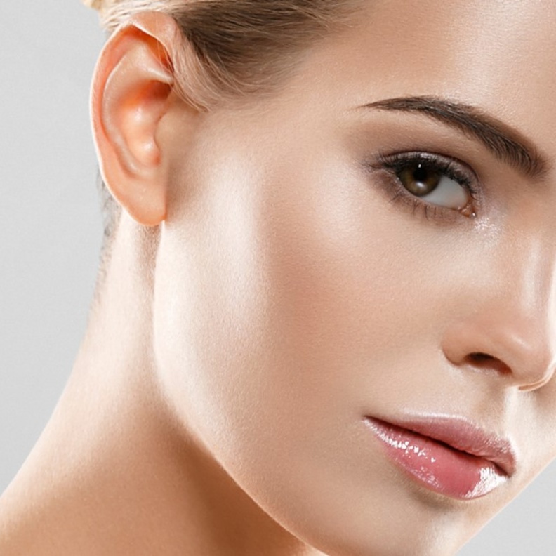 ماسكات طبيعية لازالة اسمرار الشفاه اثناء الحجر المنزلي