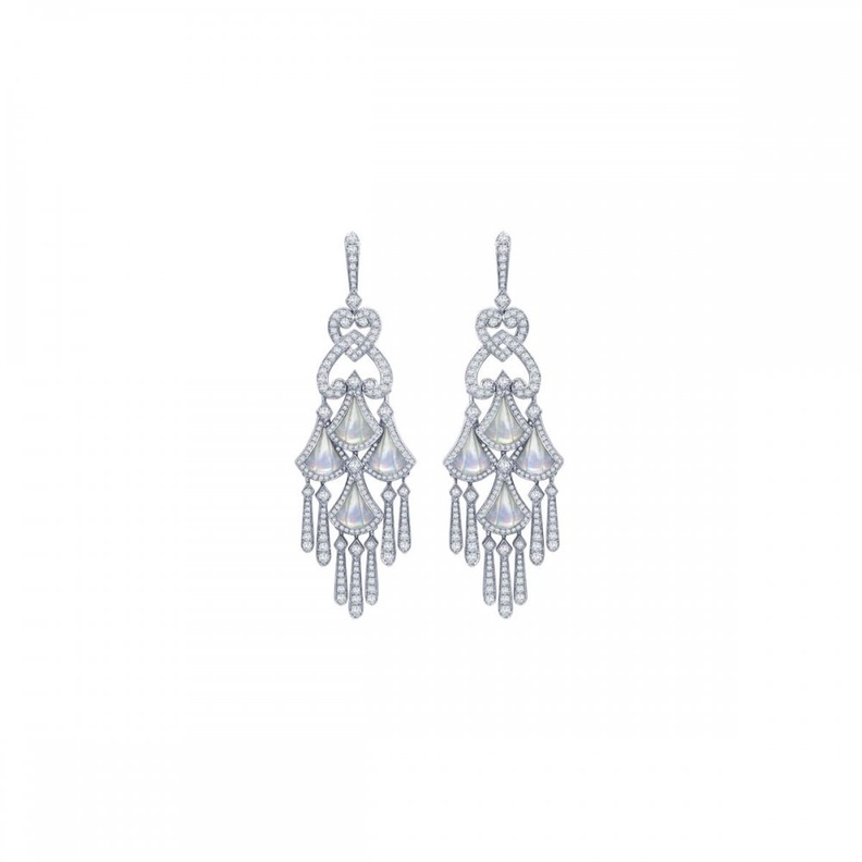 أقراط من جيرارد Garrard