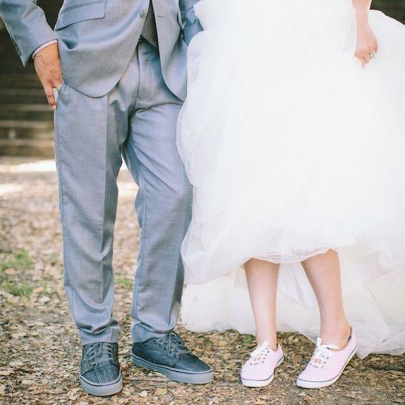  حذاء رياضي للعروس