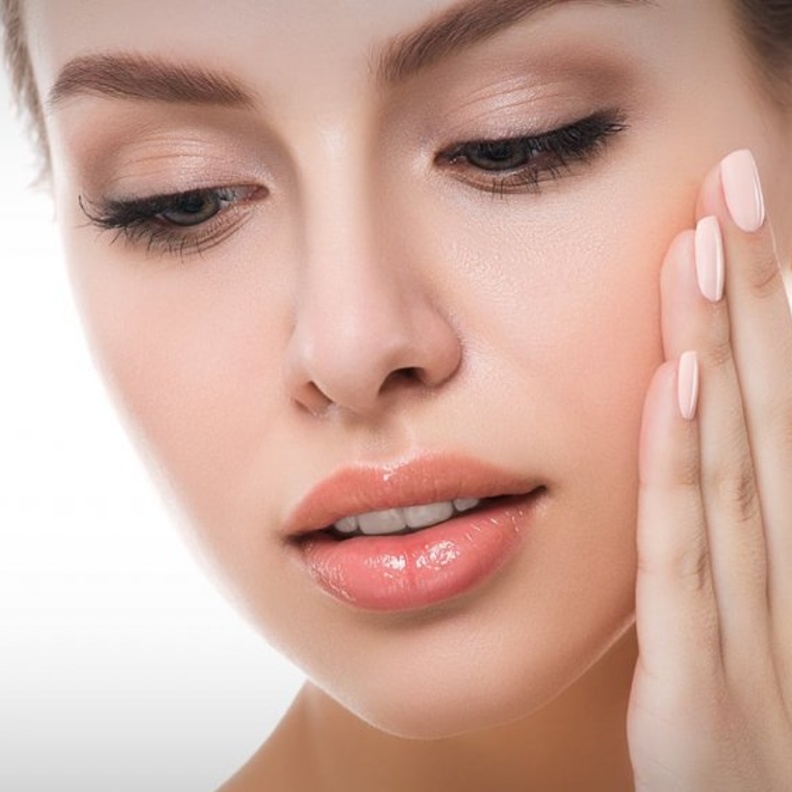  تخلصي من بشرتك الجافة باستخدام ماسكات طبيعية